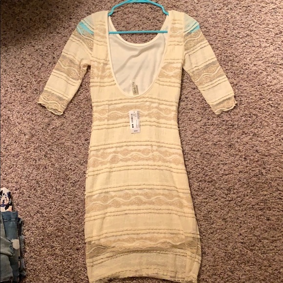 Dress - Picture 2 of 4